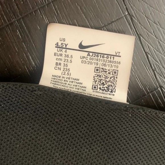 Nike 4.5 Air VaporMax Scream Green Shoes - Picture 11 of 11